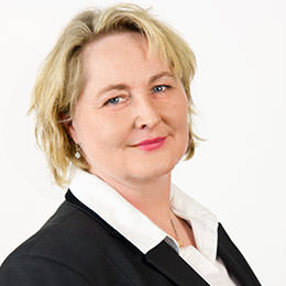 Anja Butzkopfsky-Schröder verantwortet bei der IP Customs Solutions GmbH den Bereich/die Funktion:  Leitung Import